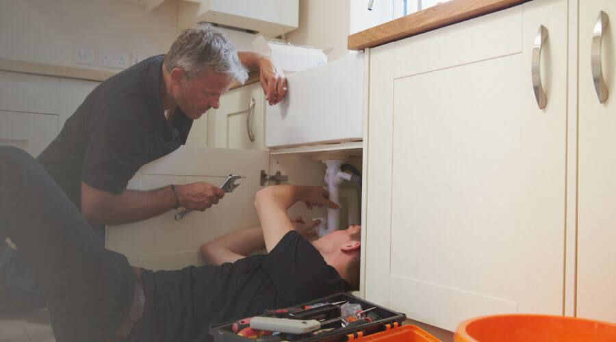 Expert burst pipe repair services in Itasca, TX